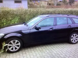 Nysynet, velholdt Mercedes C 220 
