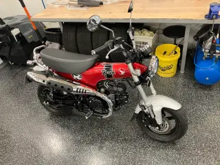 Honda ST 125 DAX