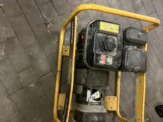 Fin Generator sælges