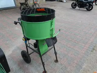 TVANGSBLANDER, S