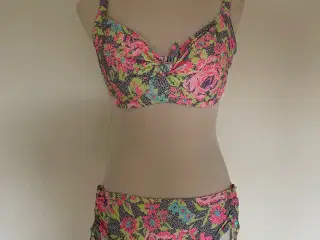 Flot Saltabad bikini, flerfarvet
