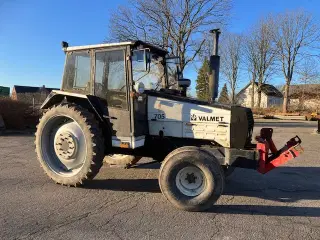 Valmet 705 traktor