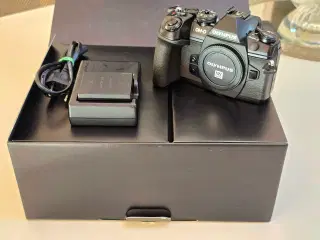 Olympus OM-D E-M1 Mark II