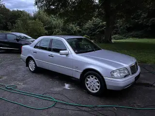 Mercedes C280 W220