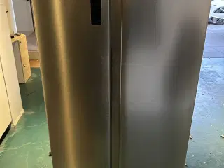 DeLonghi Side-by-Side Køleskab 