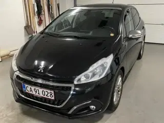 Peugeot 208 1,6 BlueHDi 100 Allure Sky