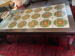 Kakkel bord