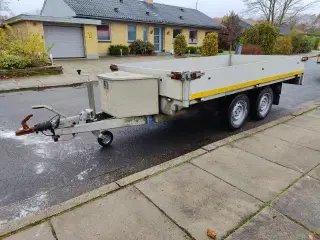 2012 Eduard 2000kg boogietrailer nysynet