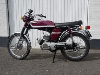 Yamaha FS1 fra 1973 i ny stand