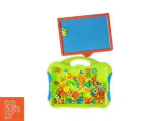 Magnetisk Tegnebræt med Bogstaver fra Play 2 Learn (str. 41 x 33 cm)