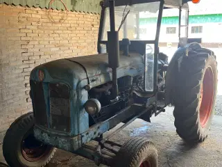 Fordson Major diesel