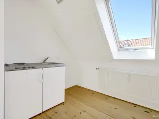 Centralt beliggende kontorlejemål - Værnedamsvej