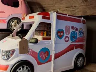 Barbie ambulance