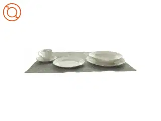 Stort porcelænsstel
