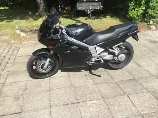 Honda Vfr 750f