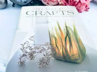 Håndarbejdsbog / hobbybog CRAFTS 
