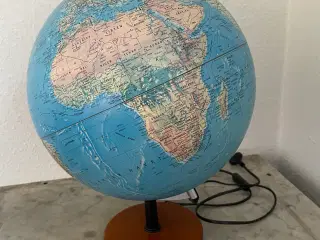 Scan Globe med lys