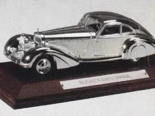 Mercedes ? Benz 500K (silver car collection) 