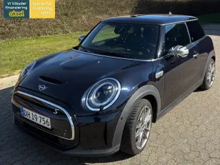 MINI Cooper SE  Maximise