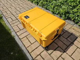 Stor Stormcase iM2975 kuffert i slagfast plastik