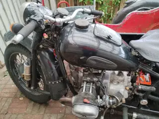 Dnepr K 750 m. sidvogn