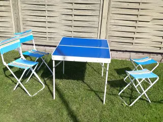 Campingbord med 4 stole