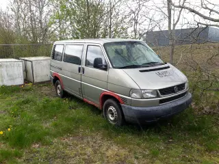 VW. T4. 2,5 Tdi. 10 pers. bus. til dele/ ophug. 