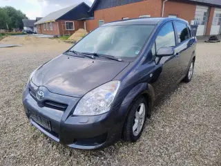Toyota verso 1.6 benzin årg 2009