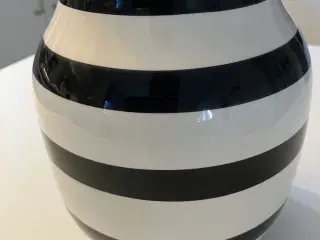 Kæhler vase - sort Omaggio