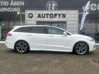 Ford Mondeo 2,0 HEV ST-Line stc. CVT