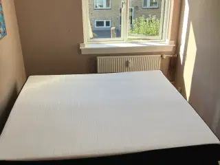 Kontinental seng 180 x 200