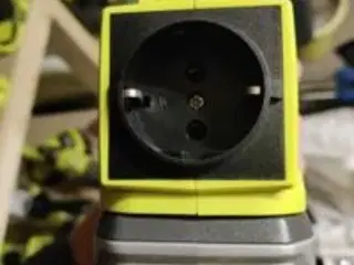 Ryobi one+ inverter (udlejes)