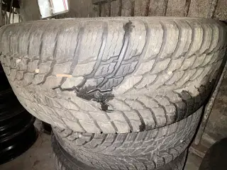 Vinterdæk sælges masser af mønstre. 