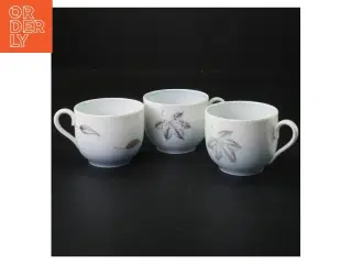 Porcelænskrus med blade design fra B&G (str. 7 cm i diameter)