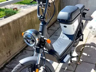 Vga, gev1000, 30knallert pæn