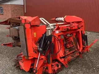 CLAAS KEMPER 345