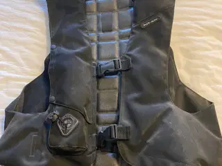 Hit - Air sikkerhedsridevest