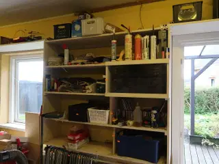 Div. Plejemidler, værktøj, forstærker ONKYO samt højtalere