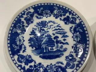 Tallerkner med kinetisk mønster