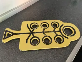 Bordskåner af emaljeret støbejern Voss