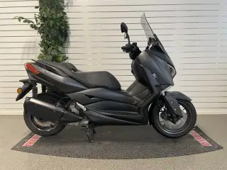 Yamaha XMAX 300 ABS