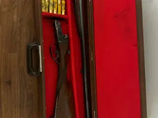 AYA kal. 20/70 sidebøsse med ejektor