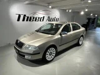 Skoda Octavia 1,6 FSi Elegance