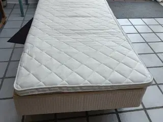 Box madras