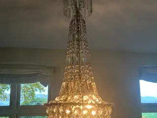 klassisk krystal lysekrone