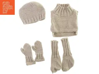 Hjemmestrikket baby tøj