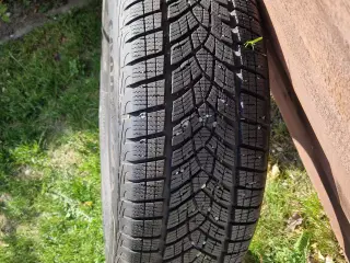 Goodyear ultra grip performance plus, 225/60r17