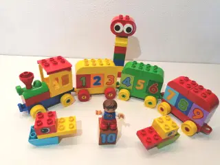 Duplo Taltog med 4 vogne og tal, 