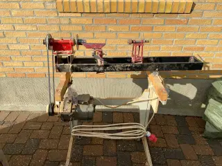 Træ drejebænk