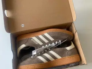 Adidas Special Earth Strata